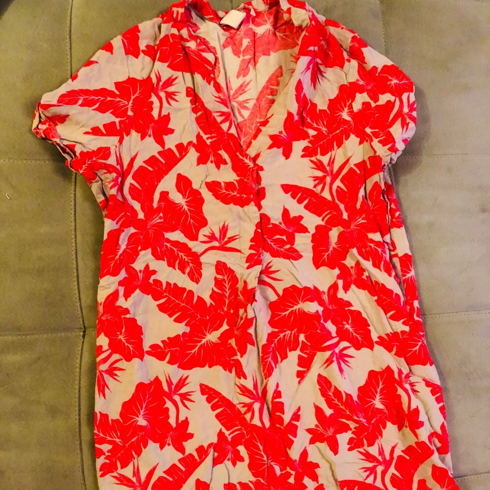 Tunic/dress that’s rich in color